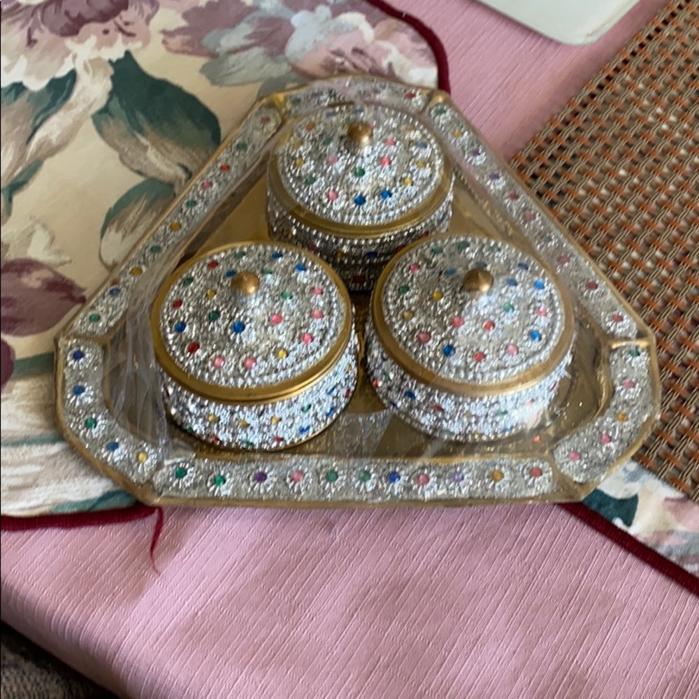 Jewelry box holder with tray.
